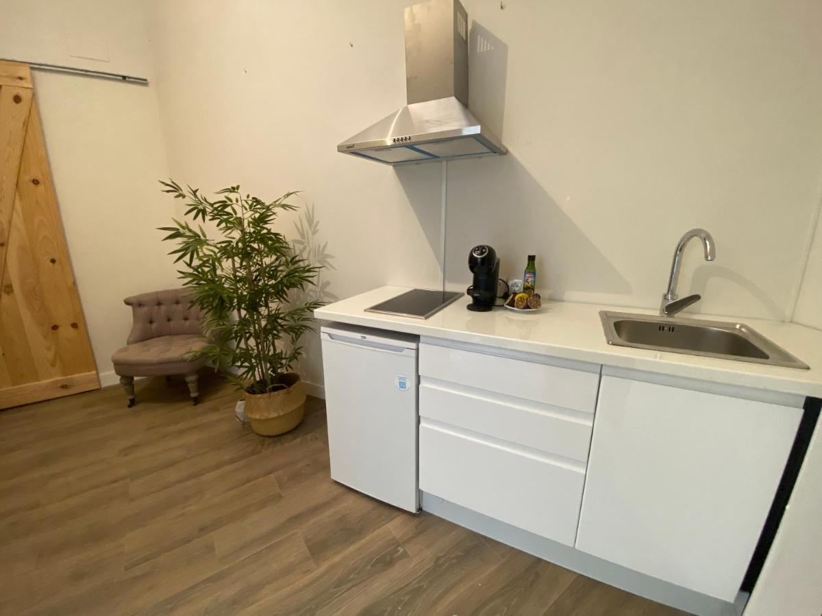 Apartamentos Mercado De Triana Sevilla Kültér fotó