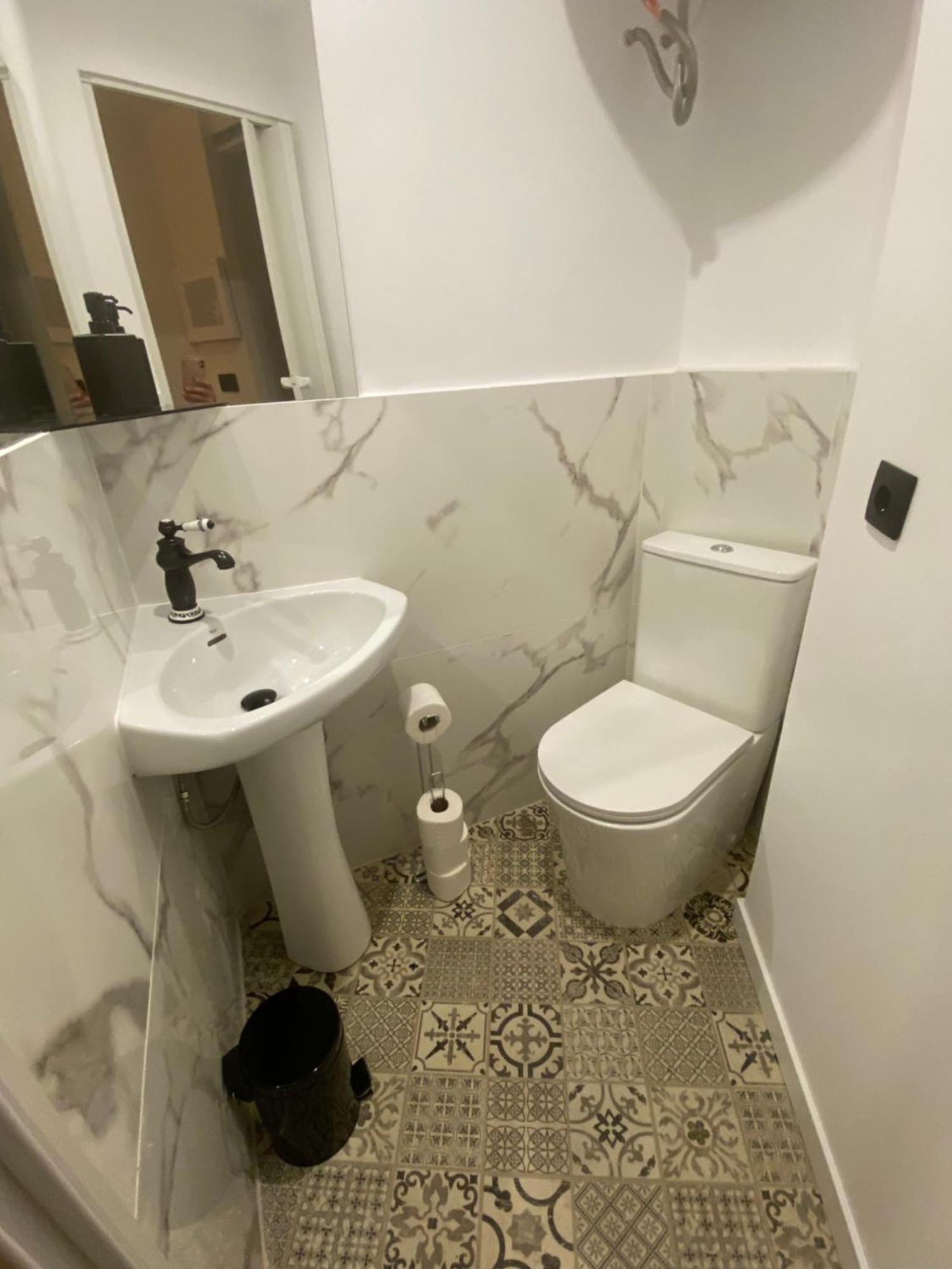 Apartamentos Mercado De Triana Sevilla Kültér fotó