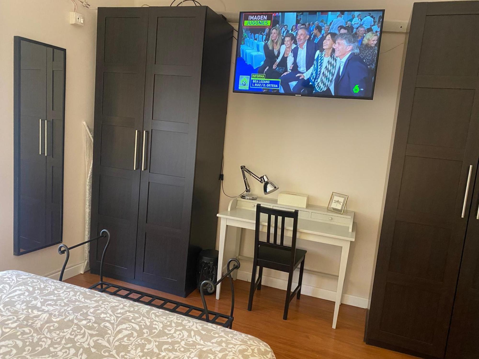 Apartamentos Mercado De Triana Sevilla Kültér fotó