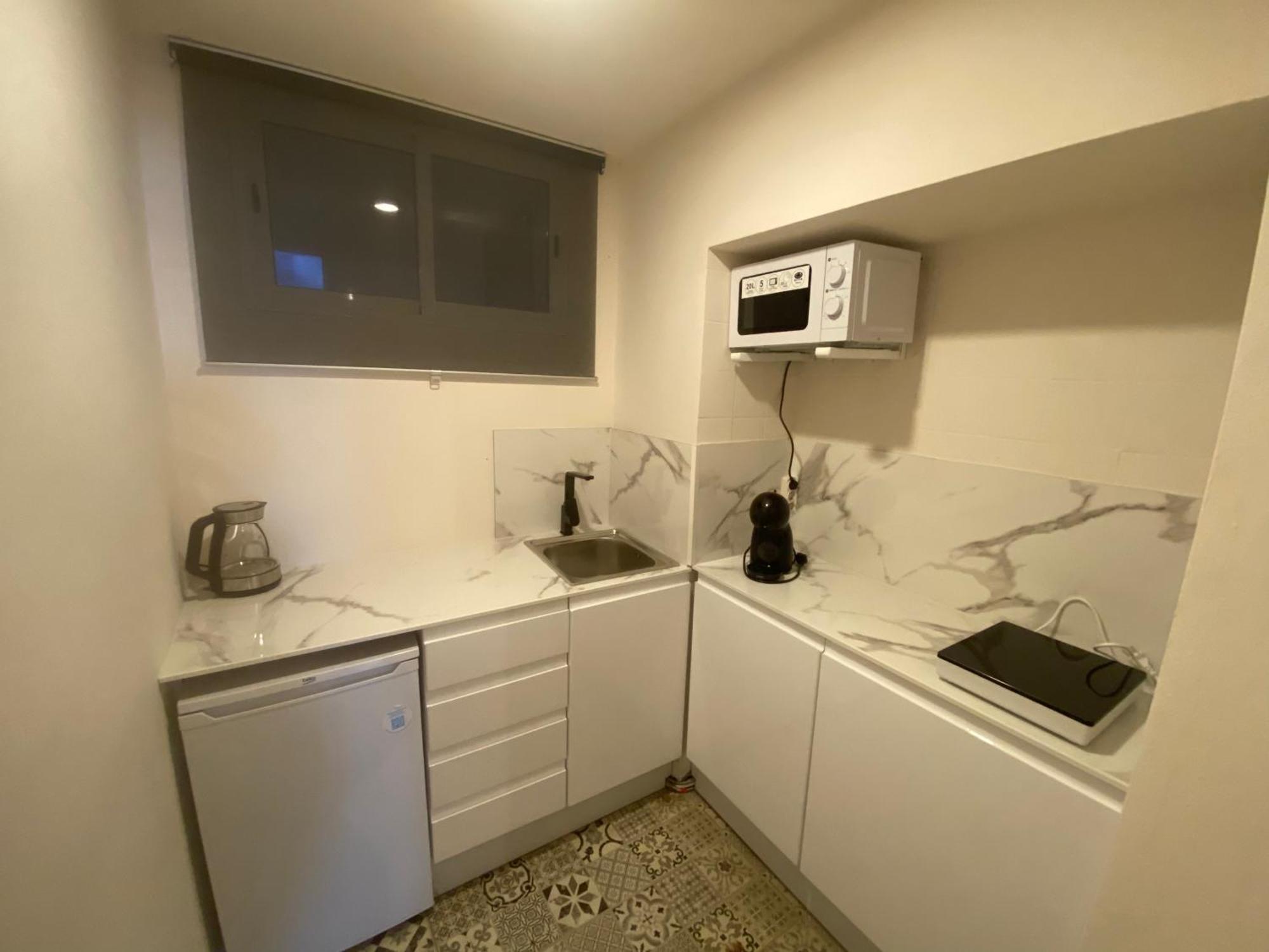 Apartamentos Mercado De Triana Sevilla Kültér fotó