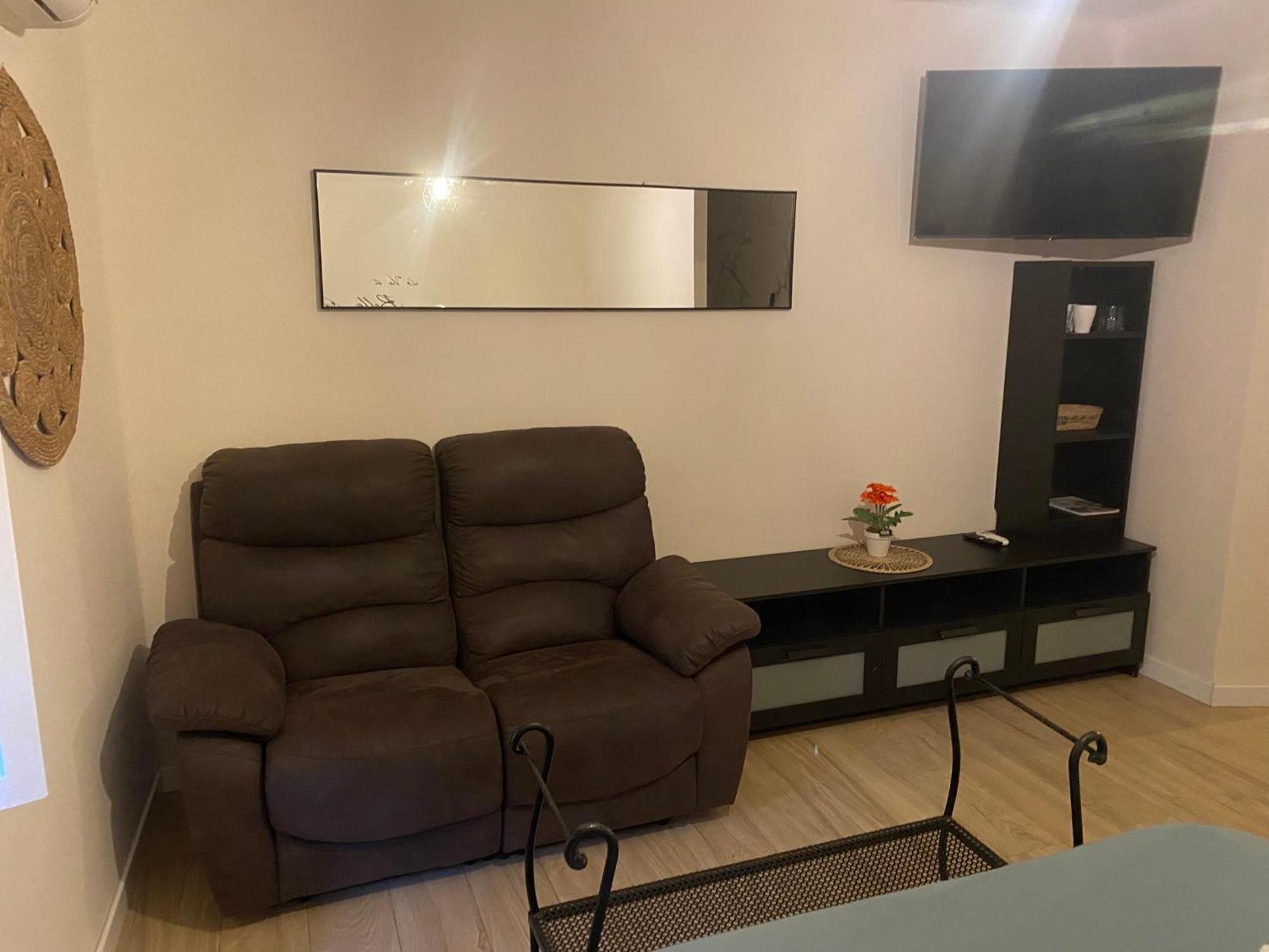 Apartamentos Mercado De Triana Sevilla Kültér fotó