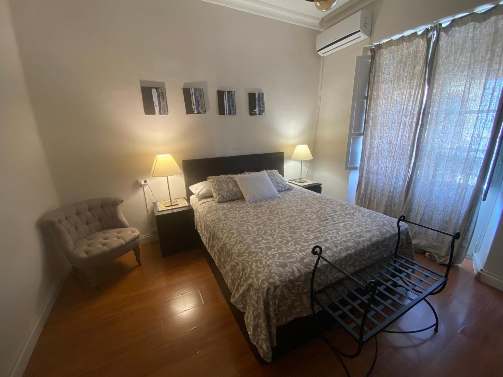 Apartamentos Mercado De Triana Sevilla Kültér fotó
